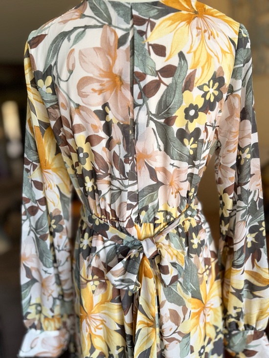 NWOT Elegant Floral Long Sleeve Maxi Dress - Picture 6 of 11